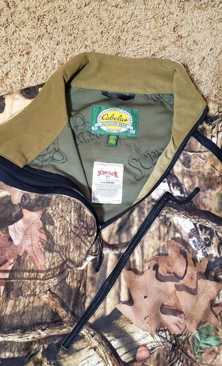 thumbnail image 2 of Cabela's SCENT-LOK Carbon Alloy Bow Hunter Extreme Super-Slam Jacket – Men's 2 of 4
